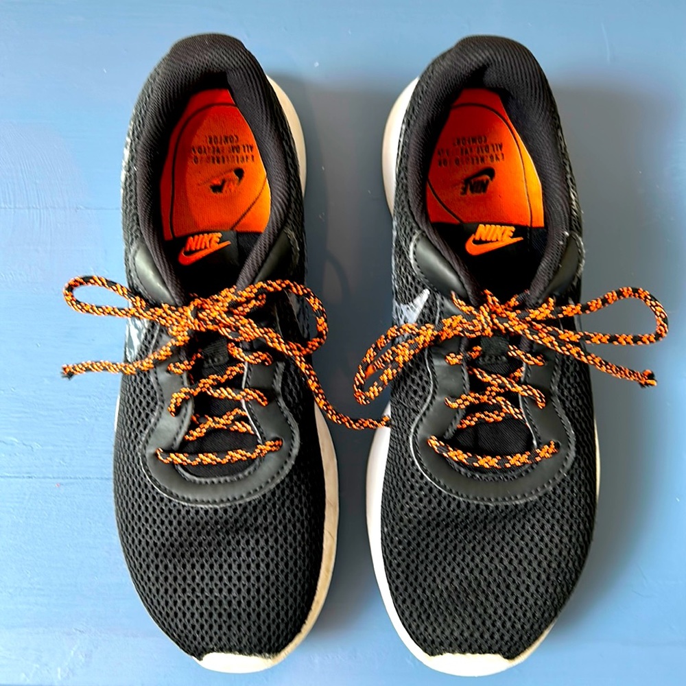 Nike Tanjun SE Men’s running shoe.